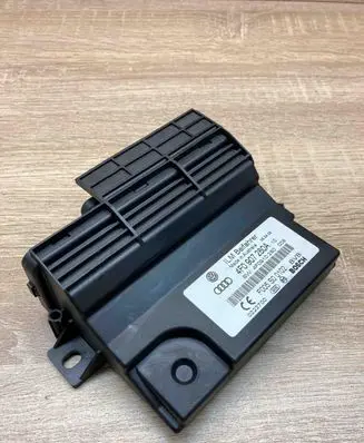 Audi A6 S6 C6 4F Power management control unit 4F0907280A 4F0910280