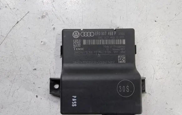 Audi A4 S4 B8 8K Gateway control module 8R0907468D 8R0907468P 2840747712