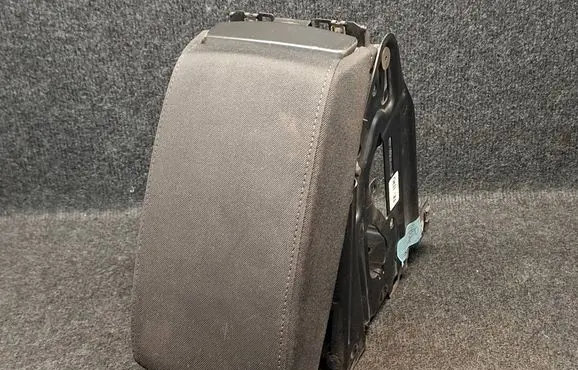 Skoda Octavia Mk2 (1Z) Armrest 1Z0864207