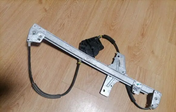 Peugeot 307 Front door electric window regulator 