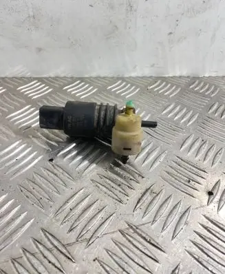 Audi A3 S3 8P Windscreen/windshield washer pump 1T0955651A
