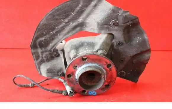 BMW 7 E65 E66 Front wheel hub spindle knuckle