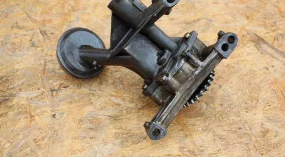 BMW 1 E81 E87 Oil pump 1289170