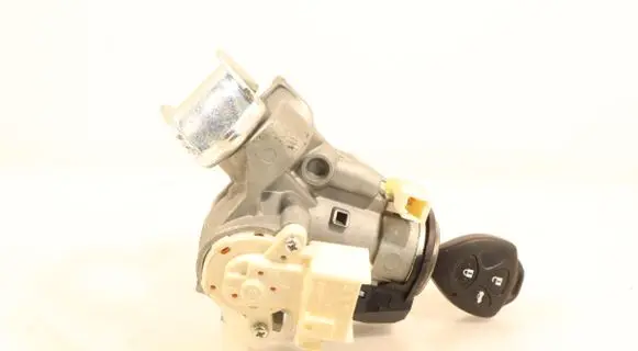 Toyota Avensis T270 Ignition lock 45020-0203