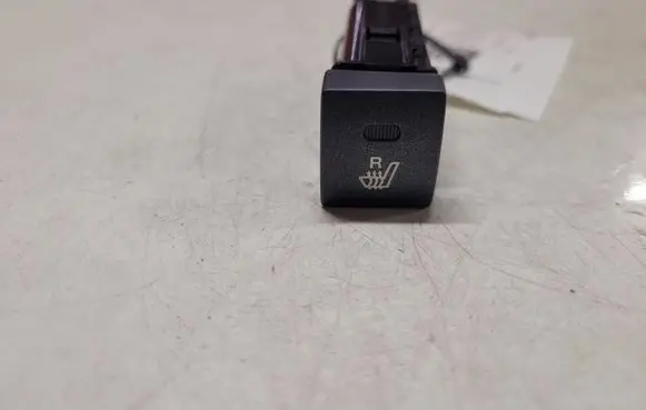 KIA Sorento Seat heating switch 202002962