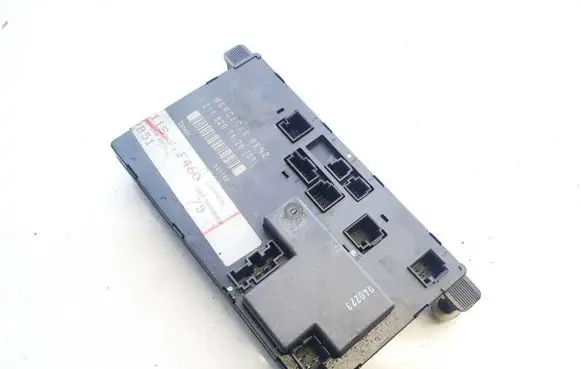 Mercedes-Benz E W211 Other control units/modules 2118207526 351162