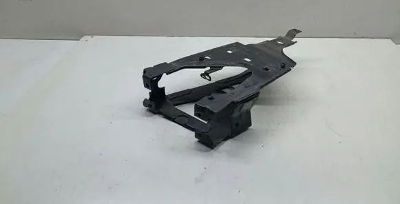 BMW 5 GT F07 Headlight/headlamp mounting bracket 8125606