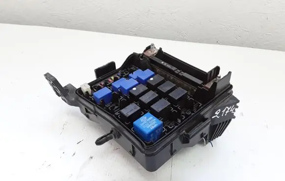 SsangYong Tivoli Fuse module X10004040471