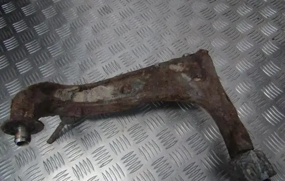 Volvo XC90 Rear upper control arm/wishbone