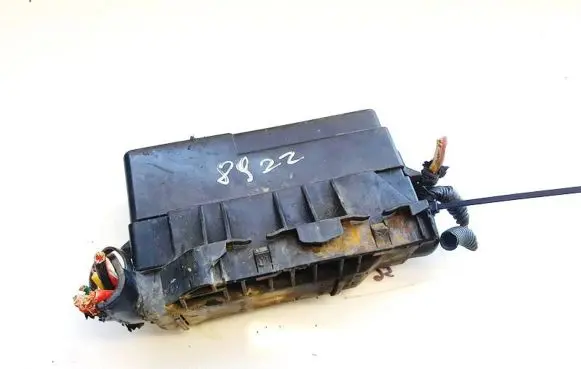 Nissan Primera Fuse box set 71543078 7154-3078