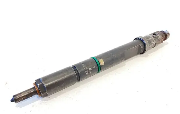 Audi A6 S6 C5 4B Fuel injector 059130201 059130201E