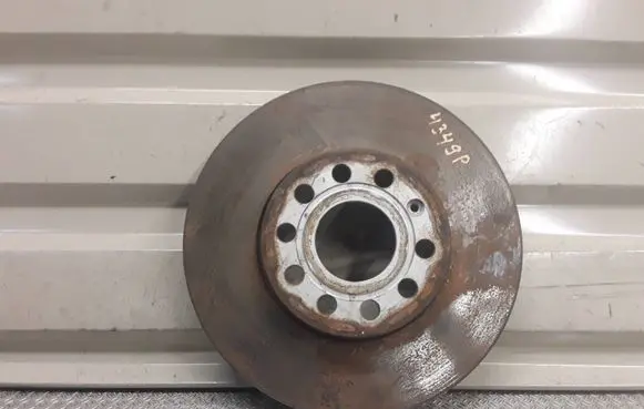 Volkswagen Golf Plus Front brake disc 