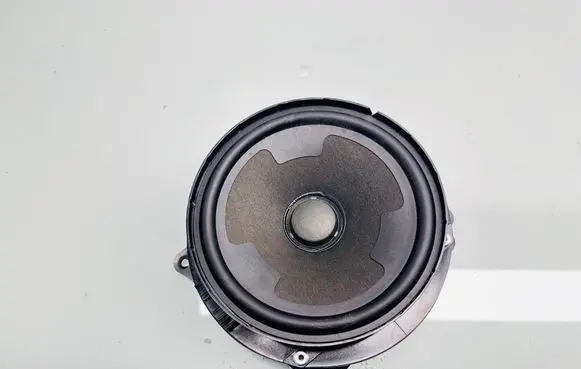 Volkswagen Touran III Rear door speaker 5TA035453 1353012