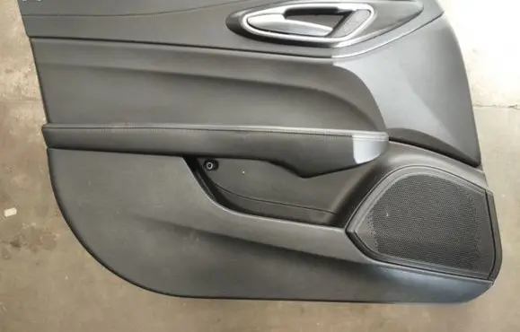 Alfa Romeo Giulia Front door card panel trim 01561308710
