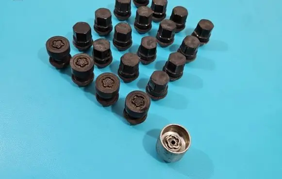 Land Rover Discovery Sport Nuts/bolts IMPRK1360859