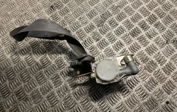 Toyota RAV 4 (XA20) Front seatbelt 