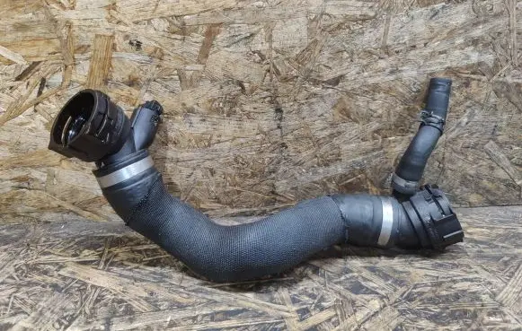 BMW 7 F01 F02 F03 F04 Engine coolant pipe/hose 757633401