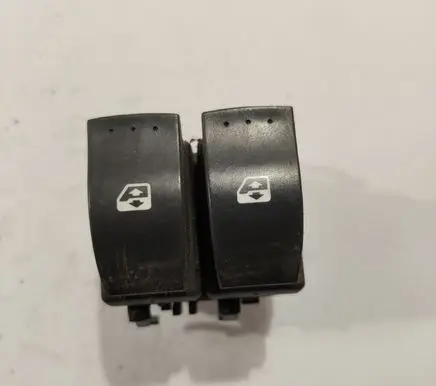 Renault Scenic II - Grand scenic II Electric window control switch 315050A