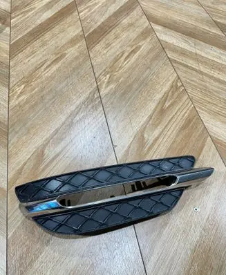 Mercedes-Benz C W204 Front bumper lower grill A2048803224