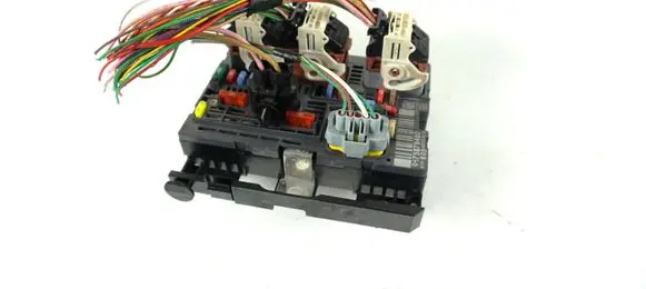 Peugeot 308 BSM Control unit 9675878480 BSMR0500