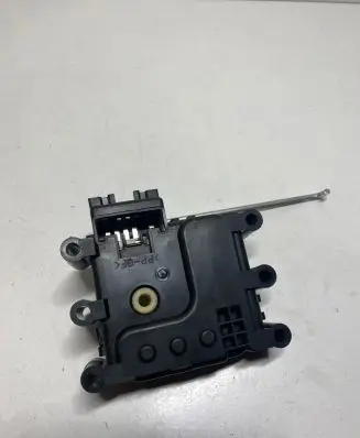 Mazda 3 I Air flap motor/actuator 4615X