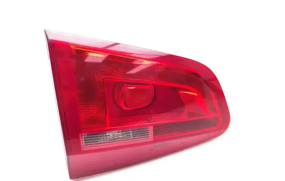 Tailgate rear/tail lights