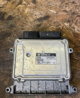 KIA Rio Engine control unit/module 3911026CF0 9030933808KC