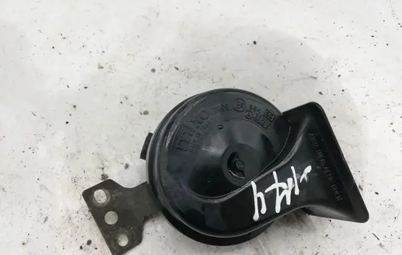 BMW 3 E46 Horn signal 722424