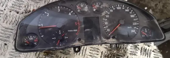Audi A6 S6 C5 4B Speedometer (instrument cluster) 4b0919881