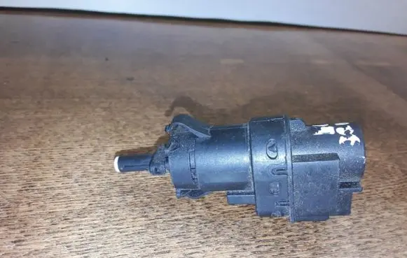 Ford Focus Brake pedal sensor switch 3M5T13480AC