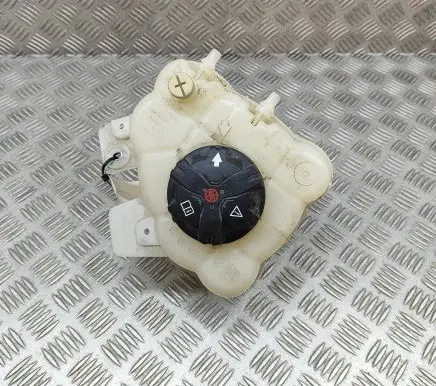 Coolant expansion tank/reservoir