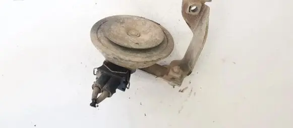 Volkswagen Golf IV Horn signal