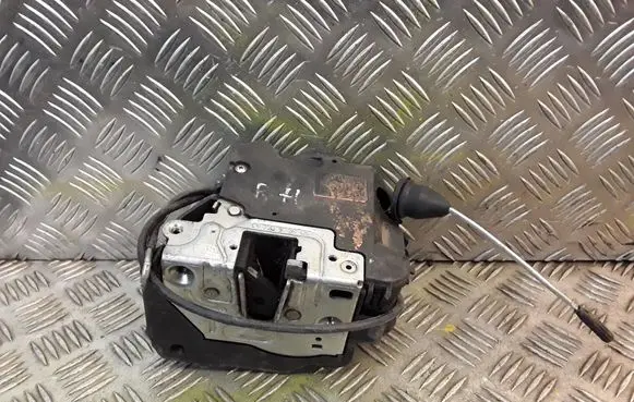 Mercedes-Benz SLK R171 Front door lock A1717201635 1717201635