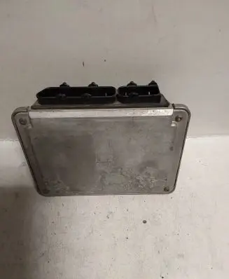 Volkswagen Golf IV Engine control unit/module 06A906018EG 26SA6041 B0SCH