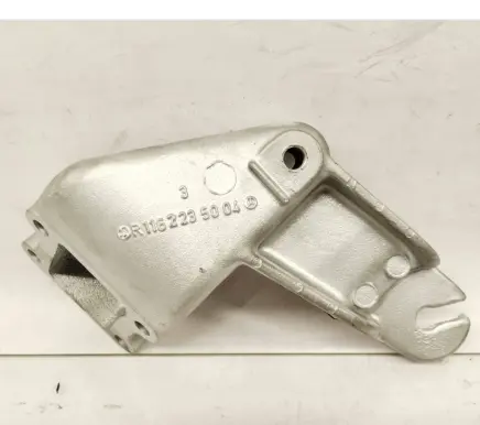 Mercedes-Benz 380 560SEC C126 Engine mounting bracket 1162235004 M116