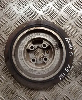 Audi A4 S4 B5 8D Crankshaft pulley 028105243K