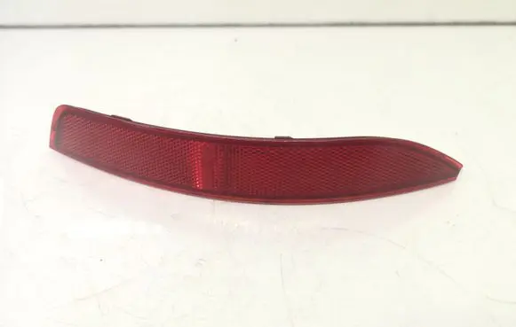 Volkswagen Jetta VI Rear tail light reflector