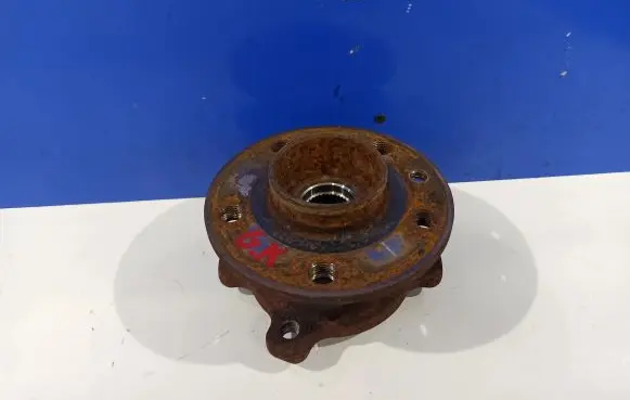Volvo S60 Rear wheel hub 31360027 31262356