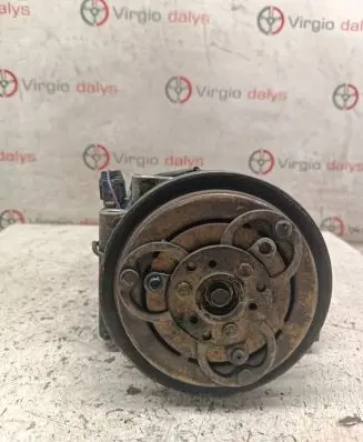 Nissan X-Trail T30 Air conditioning (A/C) compressor (pump) 926005M301 581051921 2K43245010