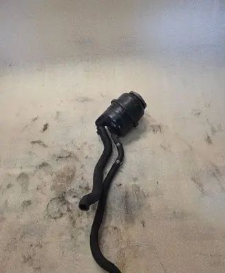 Audi A6 S6 C6 4F Power steering fluid tank/reservoir 4F0422373A
