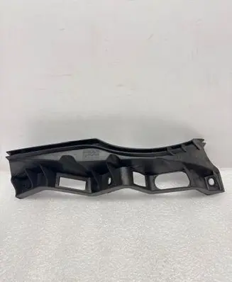 Volkswagen PASSAT B6 Front bumper mounting bracket 95550791