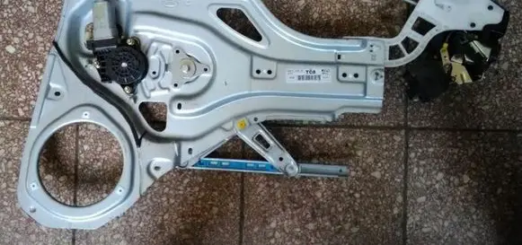 KIA Sportage Rear door window regulator with motor 824701f000cr