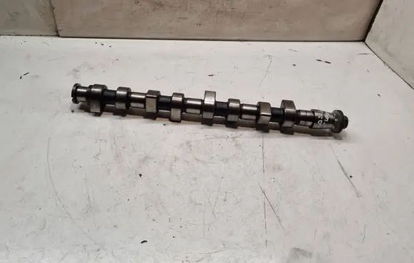 Volkswagen PASSAT B5 Camshaft 004