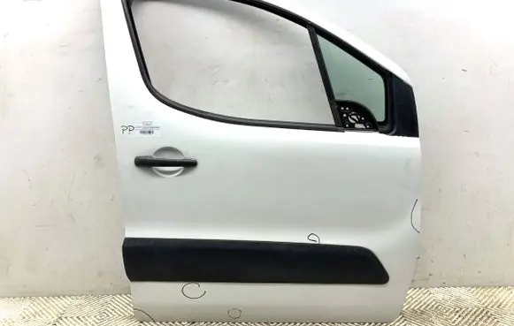 Peugeot Partner Front door
