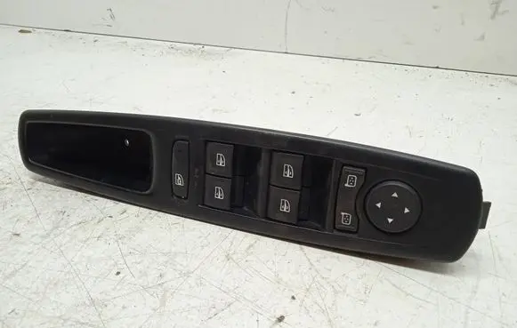 Renault Scenic III - Grand scenic III Electric window control switch