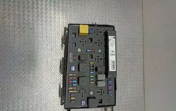 Opel Zafira B Fuse module 5DK00866838