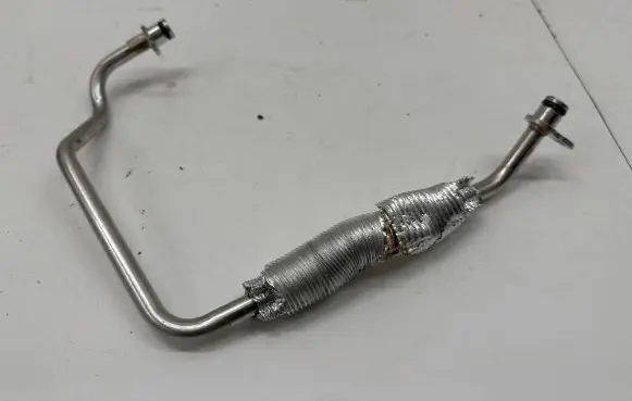 Mercedes-Benz C W206 Turbo turbocharger oiling pipe/hose A2542036600