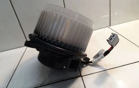 Opel Insignia A Heater fan/blower 13263279B