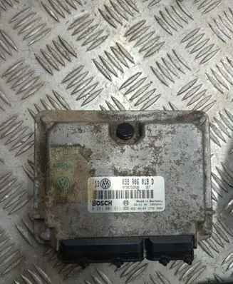 Volkswagen Golf IV Engine control unit/module 038906018D 0281001611 28SA3441