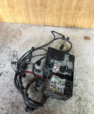 Volvo S40 Fuse box set 8688040 518818000